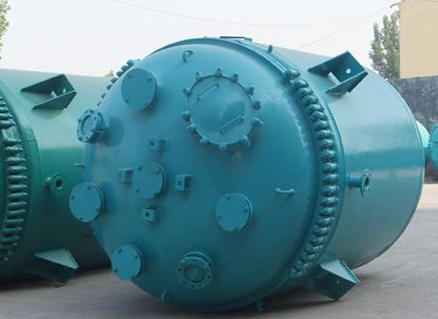 导致搪玻璃反应罐爆炸的原因