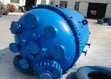 搪玻璃反应釜的吊装需要注意事项