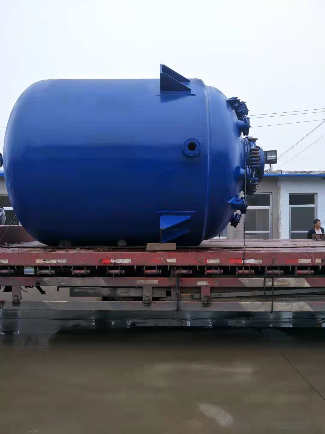 搪玻璃反应罐爆瓷的原因与预防措施